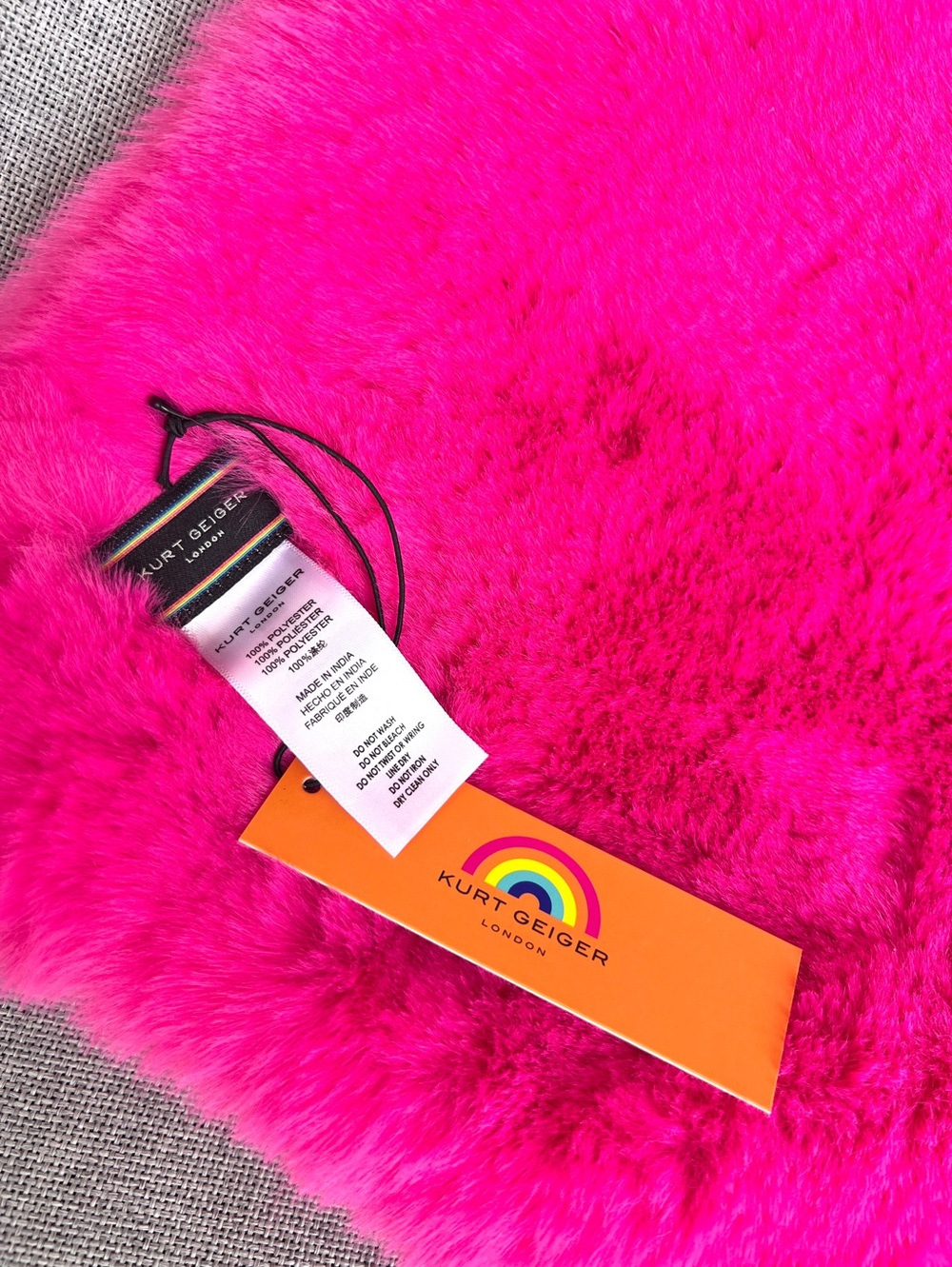 Kurt Geiger Poppy Pull Through faux fur scarf pink - Picture 10 of 12
